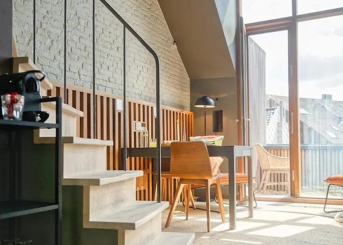 Serene Oasis With Balcony In * Gent