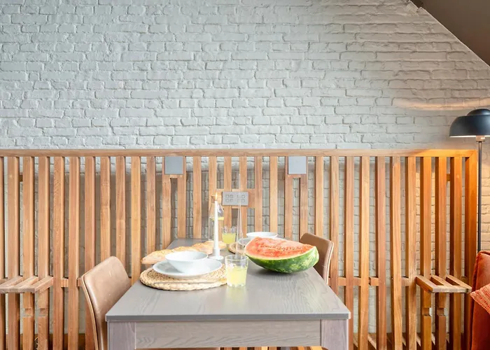 Serene Oasis With Balcony In * Gent